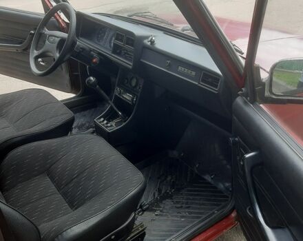 Красный ВАЗ 2107, объемом двигателя 1.5 л и пробегом 51 тыс. км за 1450 $, фото 5 на Automoto.ua