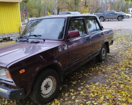 ВАЗ 2107 2008 в Славянске на Automoto.ua Красный ВАЗ 2107, объемом двигателя 1.6 л и пробегом 2 тыс. км за 730 $, фото 4 на Automoto.ua