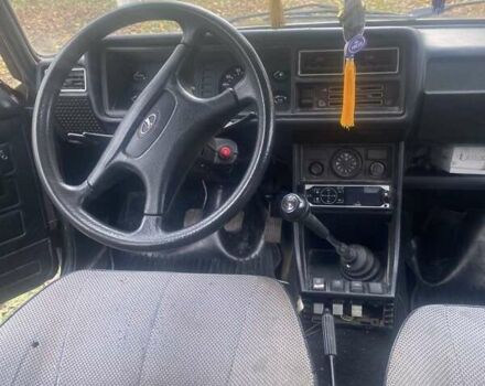 Красный ВАЗ 2107, объемом двигателя 1.5 л и пробегом 120 тыс. км за 1800 $, фото 6 на Automoto.ua