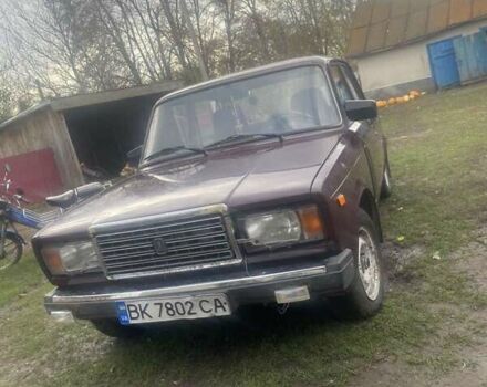 Красный ВАЗ 2107, объемом двигателя 1.5 л и пробегом 120 тыс. км за 1800 $, фото 7 на Automoto.ua