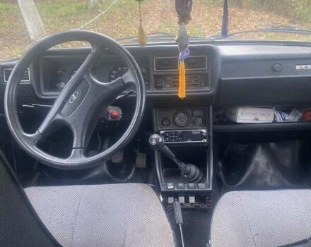 Красный ВАЗ 2107, объемом двигателя 1.5 л и пробегом 120 тыс. км за 1800 $, фото 4 на Automoto.ua