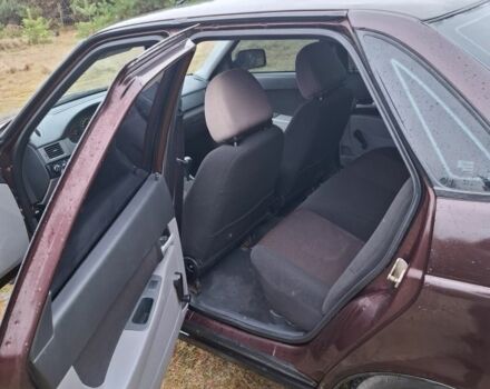 Красный ВАЗ 2107, объемом двигателя 1.6 л и пробегом 133 тыс. км за 1750 $, фото 7 на Automoto.ua