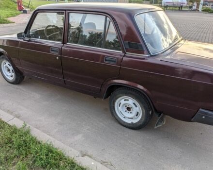 Красный ВАЗ 2107, объемом двигателя 1.57 л и пробегом 44 тыс. км за 2200 $, фото 2 на Automoto.ua