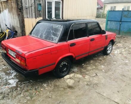 Красный ВАЗ 2107, объемом двигателя 5 л и пробегом 300 тыс. км за 555 $, фото 3 на Automoto.ua