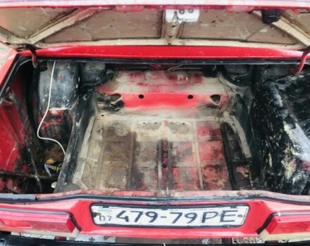 Красный ВАЗ 2107, объемом двигателя 5 л и пробегом 300 тыс. км за 555 $, фото 10 на Automoto.ua