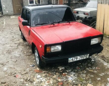 Красный ВАЗ 2107, объемом двигателя 5 л и пробегом 300 тыс. км за 555 $, фото 9 на Automoto.ua