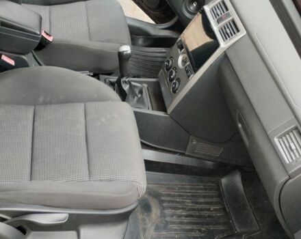 Красный ВАЗ 2107, объемом двигателя 1.6 л и пробегом 170 тыс. км за 1737 $, фото 5 на Automoto.ua