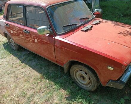 Красный ВАЗ 2107, объемом двигателя 0 л и пробегом 600 тыс. км за 315 $, фото 1 на Automoto.ua