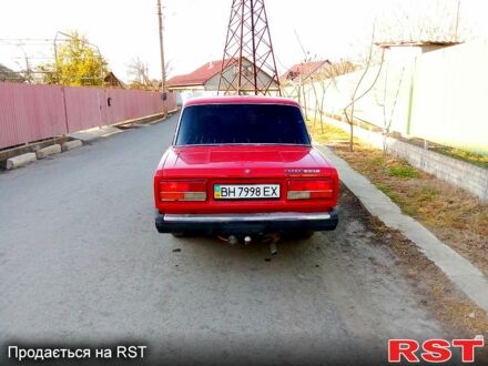 ВАЗ 2107 1983 в Измаиле на Automoto.ua Красный ВАЗ 2107, объемом двигателя 1.5 л и пробегом 0 тыс. км за 895 $, фото 1 на Automoto.ua