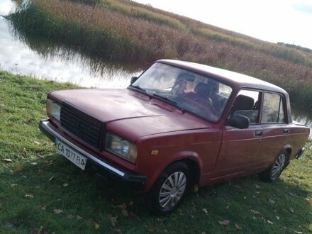 Красный ВАЗ 2107, объемом двигателя 0 л и пробегом 180 тыс. км за 713 $, фото 1 на Automoto.ua