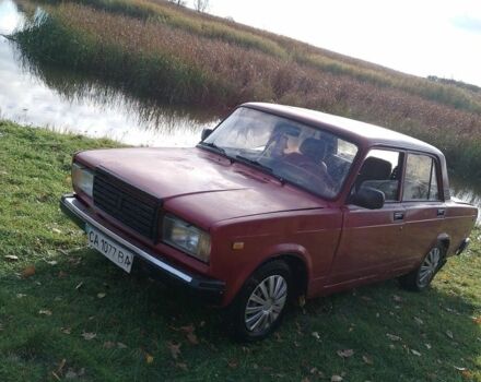 Красный ВАЗ 2107, объемом двигателя 0 л и пробегом 180 тыс. км за 713 $, фото 1 на Automoto.ua