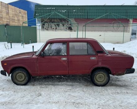 Красный ВАЗ 2107, объемом двигателя 1.5 л и пробегом 3 тыс. км за 349 $, фото 1 на Automoto.ua