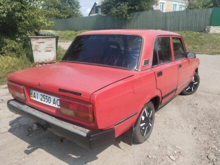 ВАЗ 2107 1984 в Пирятине на Automoto.ua Красный ВАЗ 2107, объемом двигателя 0 л и пробегом 333 тыс. км за 605 $, фото 1 на Automoto.ua