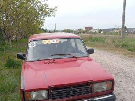 ВАЗ 2107 1984 в Обухове на Automoto.ua Красный ВАЗ 2107, объемом двигателя 1.45 л и пробегом 1 тыс. км за 15000 $, фото 1 на Automoto.ua