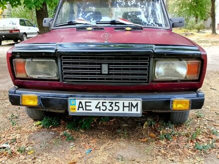 ВАЗ 2107 1984 в Днепре (Днепропетровске) на Automoto.ua Красный ВАЗ 2107, объемом двигателя 1.2 л и пробегом 0 тыс. км за 580 $, фото 1 на Automoto.ua