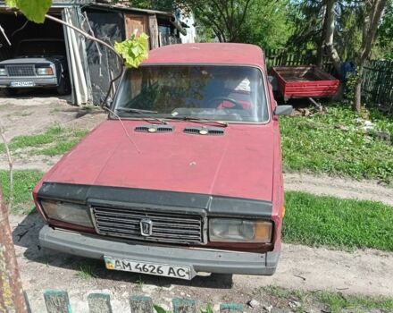 Красный ВАЗ 2107, объемом двигателя 0 л и пробегом 300 тыс. км за 550 $, фото 1 на Automoto.ua