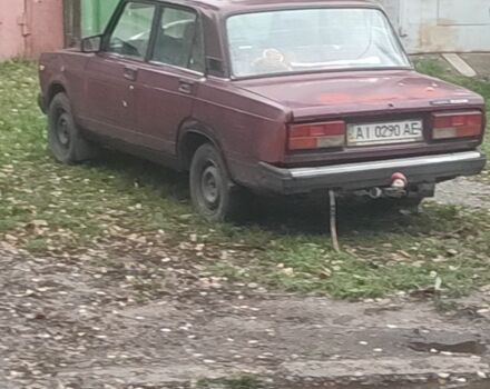 ВАЗ 2107 1984 в Фастове на Automoto.ua Красный ВАЗ 2107, объемом двигателя 1 л и пробегом 1000 тыс. км за 404 $, фото 1 на Automoto.ua