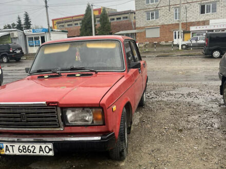 Красный ВАЗ 2107, объемом двигателя 1.3 л и пробегом 145 тыс. км за 1200 $, фото 1 на Automoto.ua