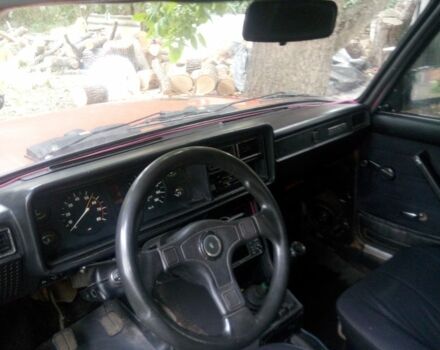 Красный ВАЗ 2107, объемом двигателя 1.5 л и пробегом 500 тыс. км за 592 $, фото 1 на Automoto.ua