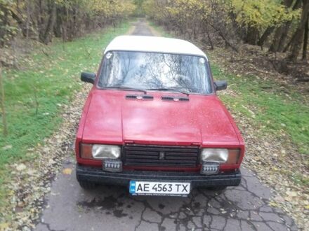 ВАЗ 2107 1985 в Днепре (Днепропетровске) на Automoto.ua Красный ВАЗ 2107, объемом двигателя 1.6 л и пробегом 300 тыс. км за 594 $, фото 1 на Automoto.ua