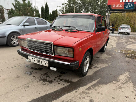 ВАЗ 2107 1985 в Сумах на Automoto.ua Красный ВАЗ 2107, объемом двигателя 0 л и пробегом 170 тыс. км за 900 $, фото 1 на Automoto.ua