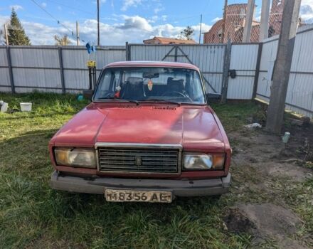 Красный ВАЗ 2107, объемом двигателя 0 л и пробегом 70 тыс. км за 645 $, фото 1 на Automoto.ua