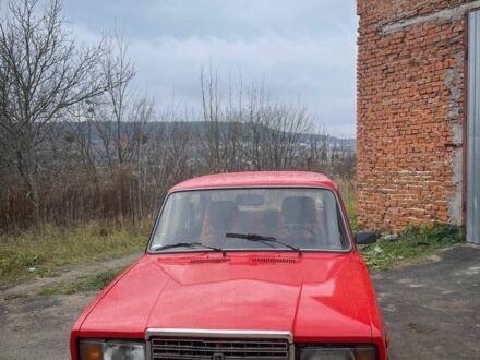 Красный ВАЗ 2107, объемом двигателя 1.5 л и пробегом 1000 тыс. км за 750 $, фото 1 на Automoto.ua