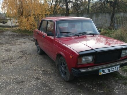 Красный ВАЗ 2107, объемом двигателя 1.3 л и пробегом 75 тыс. км за 600 $, фото 1 на Automoto.ua