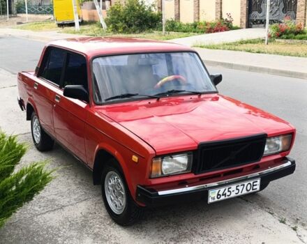 Красный ВАЗ 2107, объемом двигателя 1.5 л и пробегом 222 тыс. км за 999 $, фото 1 на Automoto.ua
