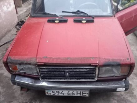 Красный ВАЗ 2107, объемом двигателя 1.5 л и пробегом 58 тыс. км за 120 $, фото 1 на Automoto.ua