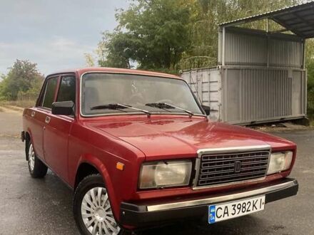 ВАЗ 2107 1987 в Звенигородка на Automoto.ua Красный ВАЗ 2107, объемом двигателя 1.45 л и пробегом 120 тыс. км за 1350 $, фото 1 на Automoto.ua