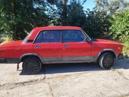 ВАЗ 2107 1987 в Николаеве на Automoto.ua Красный ВАЗ 2107, объемом двигателя 1.5 л и пробегом 54 тыс. км за 950 $, фото 1 на Automoto.ua