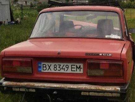 ВАЗ 2107 1988 в Хмельницком на Automoto.ua Красный ВАЗ 2107, объемом двигателя 1.5 л и пробегом 200 тыс. км за 250 $, фото 1 на Automoto.ua