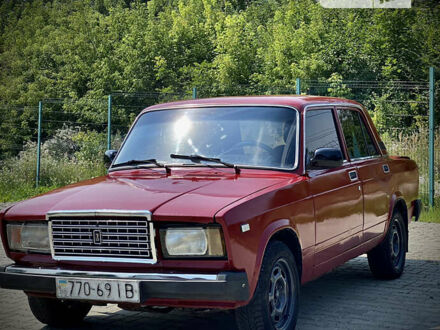 Красный ВАЗ 2107, объемом двигателя 1.6 л и пробегом 70 тыс. км за 1350 $, фото 1 на Automoto.ua