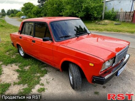 Красный ВАЗ 2107, объемом двигателя 1.5 л и пробегом 148 тыс. км за 900 $, фото 1 на Automoto.ua
