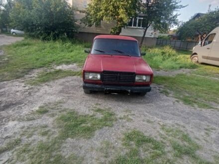 Красный ВАЗ 2107, объемом двигателя 1 л и пробегом 40 тыс. км за 550 $, фото 1 на Automoto.ua
