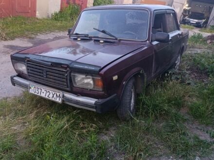 Красный ВАЗ 2107, объемом двигателя 0 л и пробегом 150 тыс. км за 350 $, фото 1 на Automoto.ua