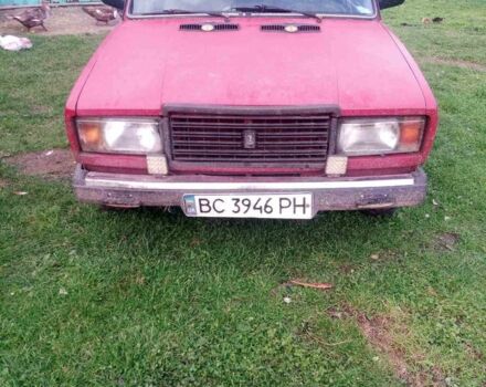 Красный ВАЗ 2107, объемом двигателя 1.5 л и пробегом 60 тыс. км за 379 $, фото 1 на Automoto.ua