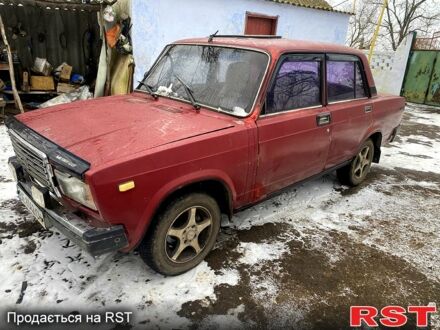 Красный ВАЗ 2107, объемом двигателя 1.5 л и пробегом 0 тыс. км за 600 $, фото 1 на Automoto.ua