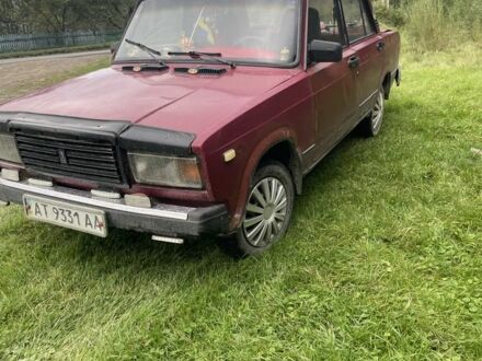 ВАЗ 2107 1990 в Вижнице на Automoto.ua Красный ВАЗ 2107, объемом двигателя 0 л и пробегом 1000 тыс. км за 500 $, фото 1 на Automoto.ua
