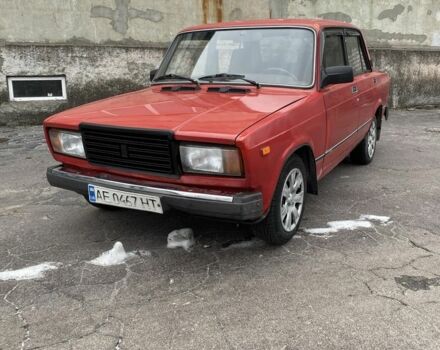 Красный ВАЗ 2107, объемом двигателя 1.5 л и пробегом 87 тыс. км за 745 $, фото 1 на Automoto.ua