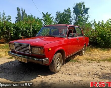 Красный ВАЗ 2107, объемом двигателя 1.5 л и пробегом 0 тыс. км за 1120 $, фото 1 на Automoto.ua