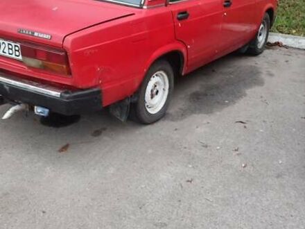 Красный ВАЗ 2107, объемом двигателя 0 л и пробегом 100 тыс. км за 707 $, фото 1 на Automoto.ua