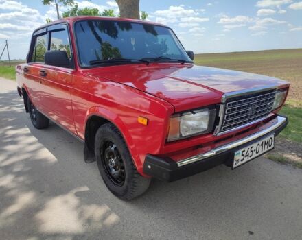 Красный ВАЗ 2107, объемом двигателя 1 л и пробегом 100 тыс. км за 1500 $, фото 1 на Automoto.ua