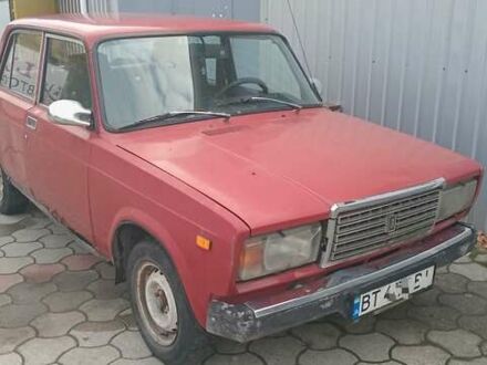 Красный ВАЗ 2107, объемом двигателя 1.45 л и пробегом 104 тыс. км за 526 $, фото 1 на Automoto.ua