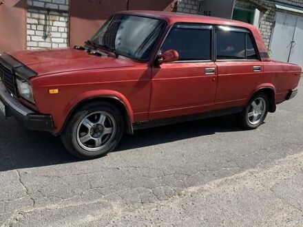 ВАЗ 2107 1990 в Кременчуге на Automoto.ua Красный ВАЗ 2107, объемом двигателя 1.5 л и пробегом 68 тыс. км за 1000 $, фото 1 на Automoto.ua