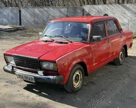 Красный ВАЗ 2107, объемом двигателя 1.5 л и пробегом 999 тыс. км за 341 $, фото 1 на Automoto.ua