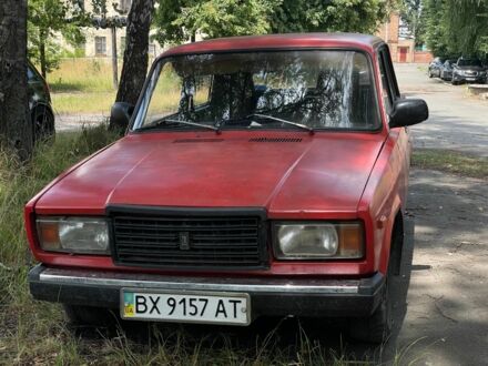 ВАЗ 2107 1991 в Шепетовке на Automoto.ua Красный ВАЗ 2107, объемом двигателя 1.5 л и пробегом 492 тыс. км за 529 $, фото 1 на Automoto.ua