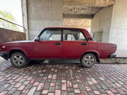 ВАЗ 2107 1992 в Измаиле на Automoto.ua Красный ВАЗ 2107, объемом двигателя 1.5 л и пробегом 60 тыс. км за 999 $, фото 1 на Automoto.ua