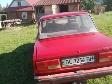 ВАЗ 2107 1992 у Івано-Франківську на Automoto.ua Червоний ВАЗ 2107, об'ємом двигуна 1.2 л та пробігом 250 тис. км за 387 $, фото 1 на Automoto.ua